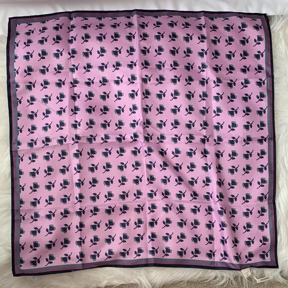 VERA BRADLEY Thistle Ditsy Floral Scarf in Violet - Picture 1 of 2